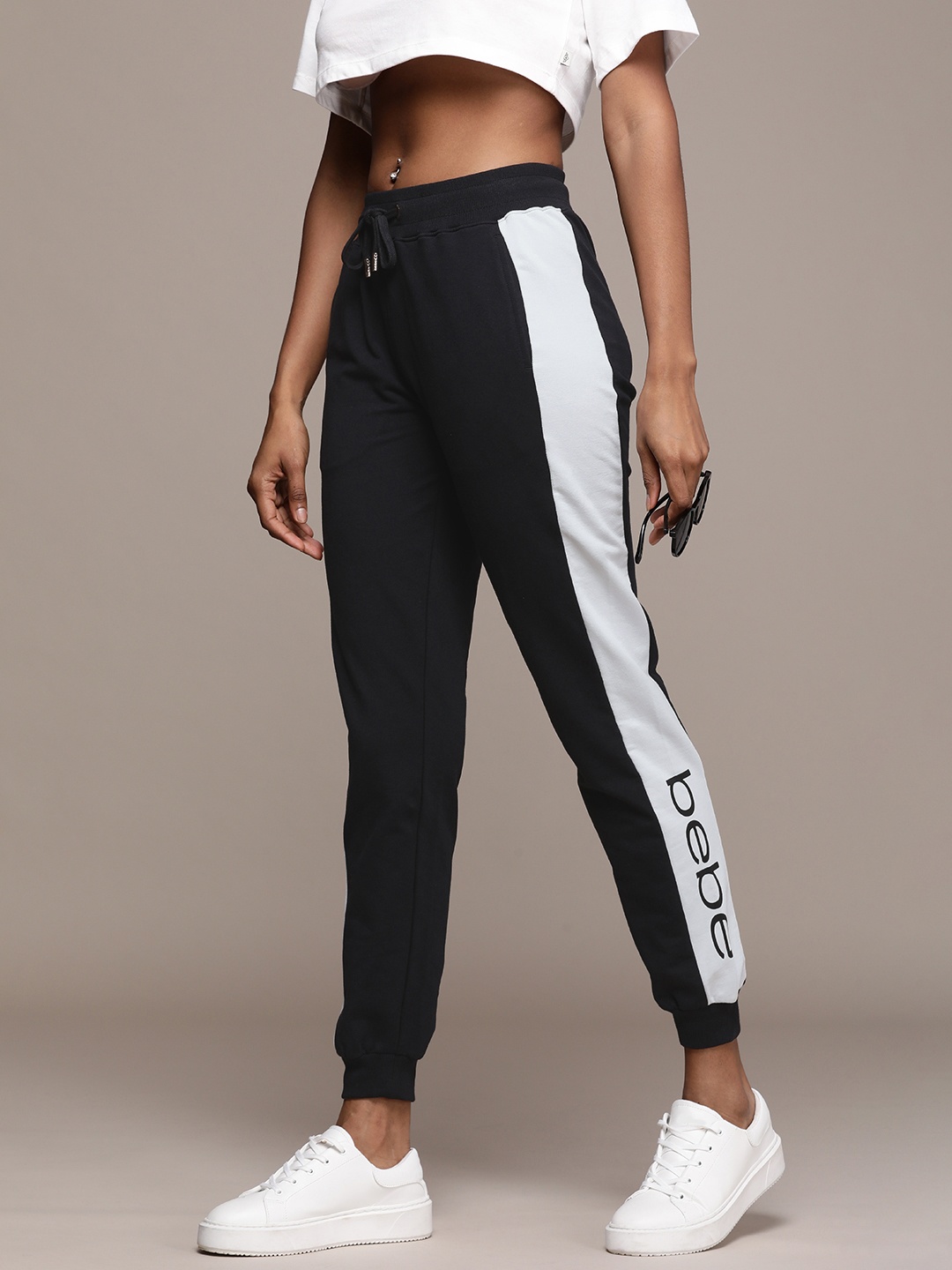 

bebe Women Lounge Side Stripe Printed Regular Joggers, Black