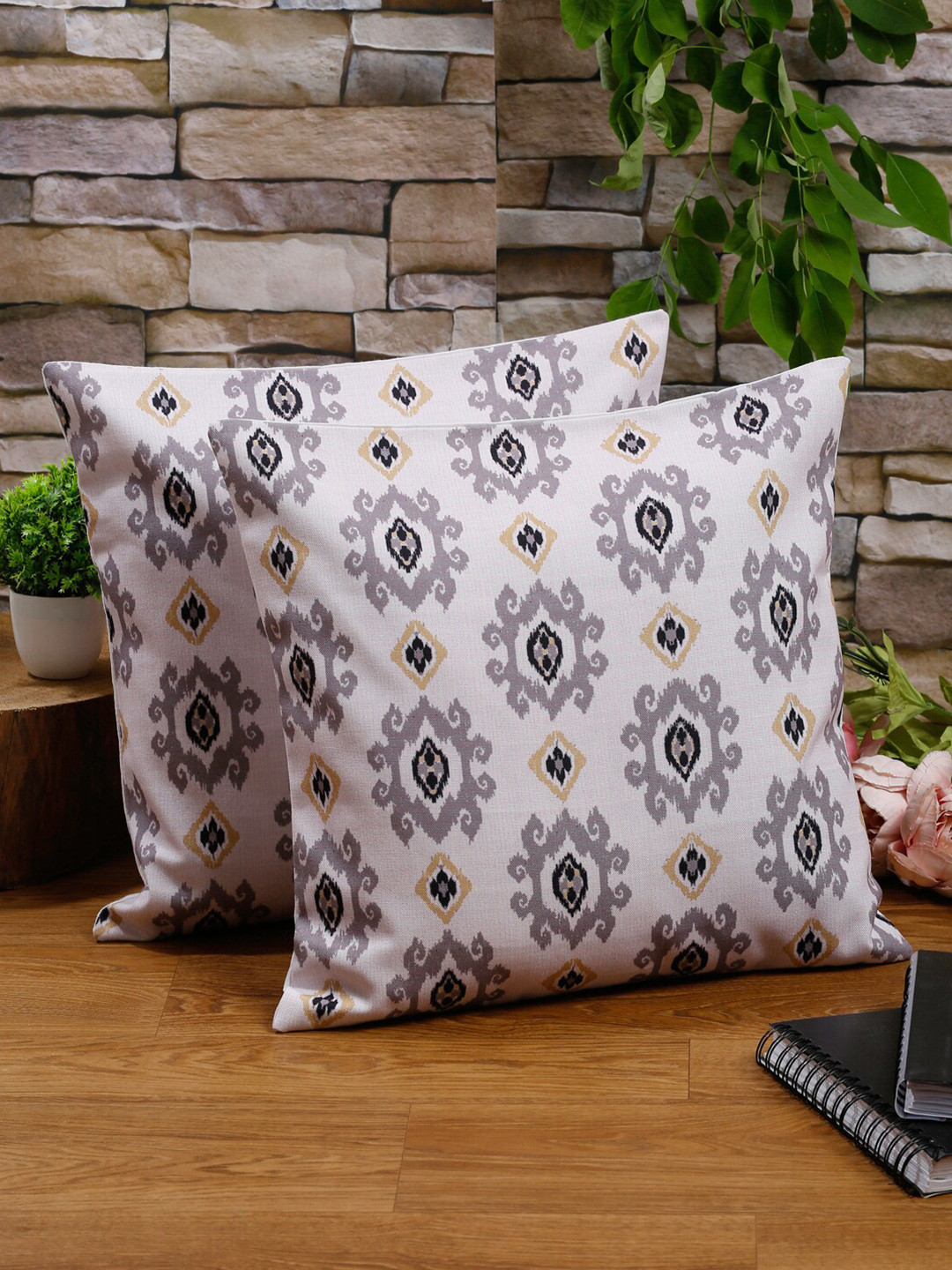 

Alina decor Beige & Black 2 Pieces Ethnic Motifs Square Cushion Covers