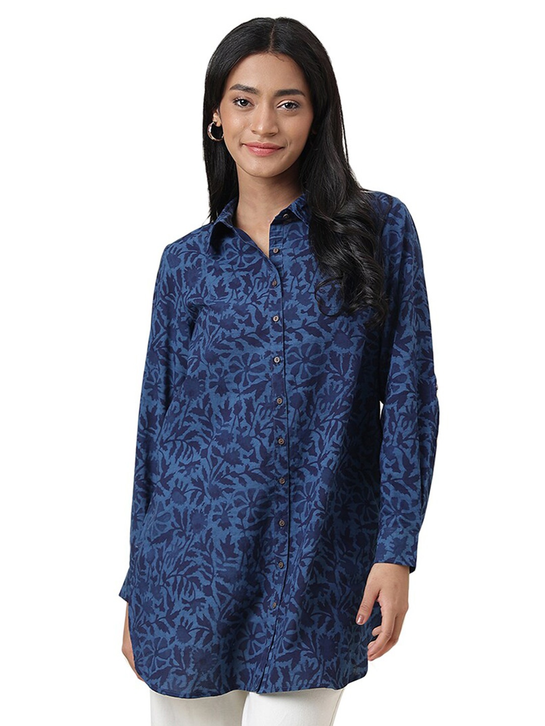 

Fabindia Floral Printed Shirt Collar Indigo Cotton Tunic, Blue