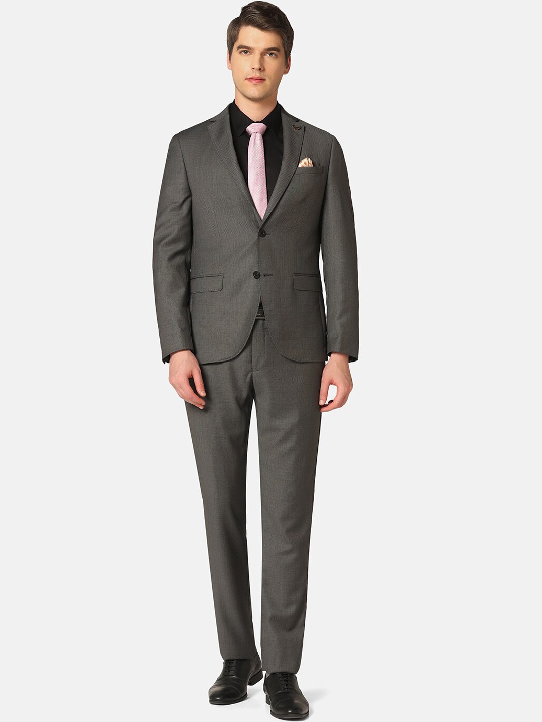 

Blackberrys Slim-Fit Single-Breasted Two-Piece Formal Suit, Charcoal