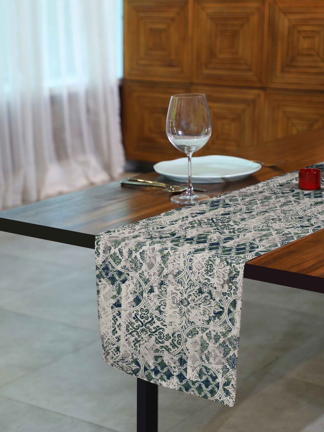 

SPACES Green & Grey 4 Seater Reversible Printed Table Runner & Placemats