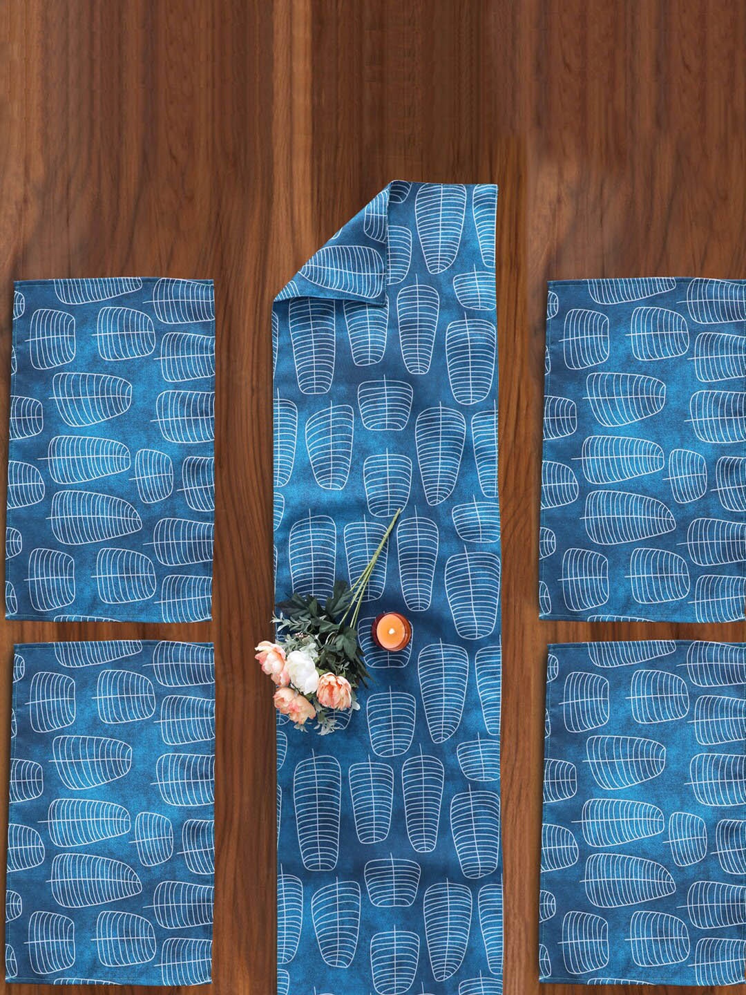 

SPACES 5 Pieces Teal Blue Leaf Tracery Printed Table Runner & Placemats