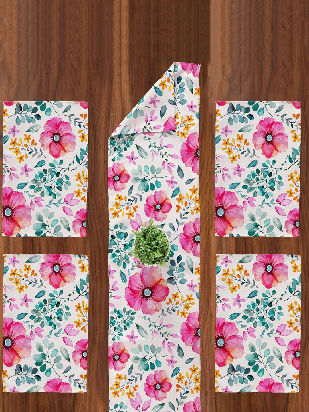 

SPACES White & Pink 5 Pcs Reversible Floral Printed Table Runner & Table Placements