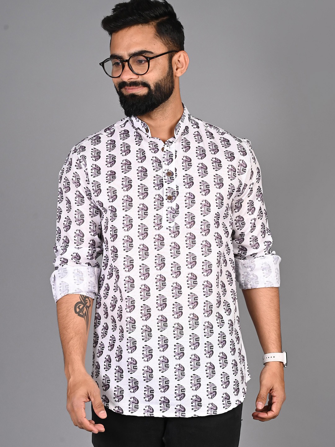 

FUBAR Mandarin Collar Quirky Printed Short Kurta, Blue