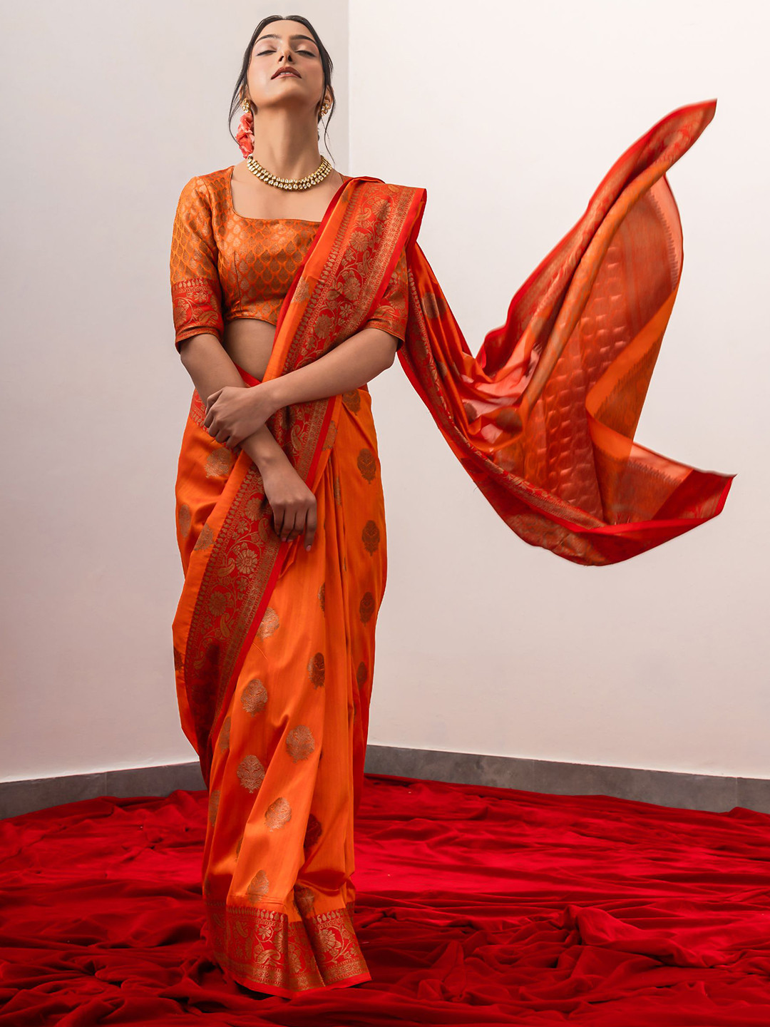 

Triyah Ethnic Woven Design Saree, Orange