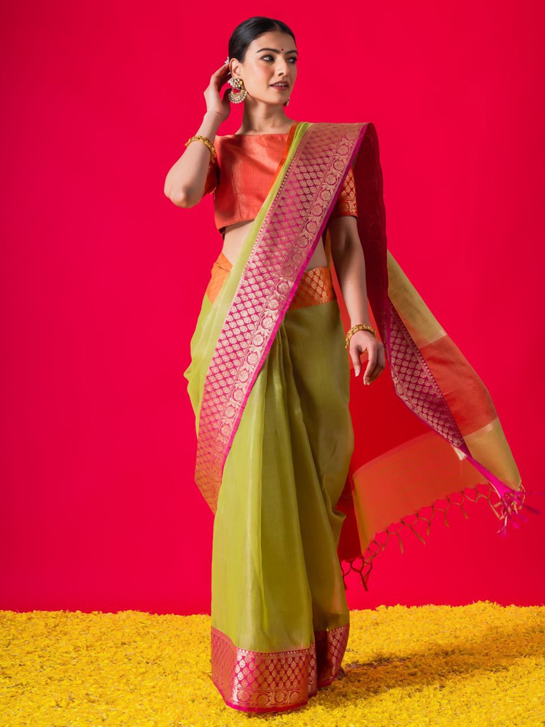 

Triyah Zari Tissue Muga Saree, Green