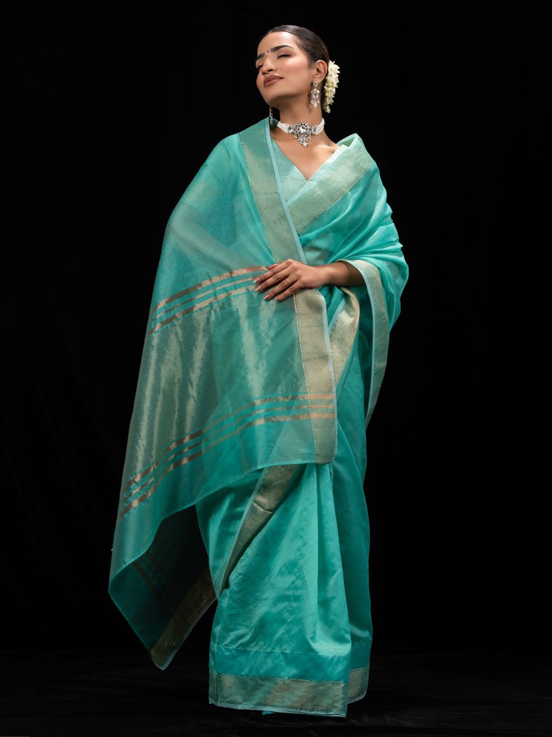 

Triyah Zari Liva Saree, Blue