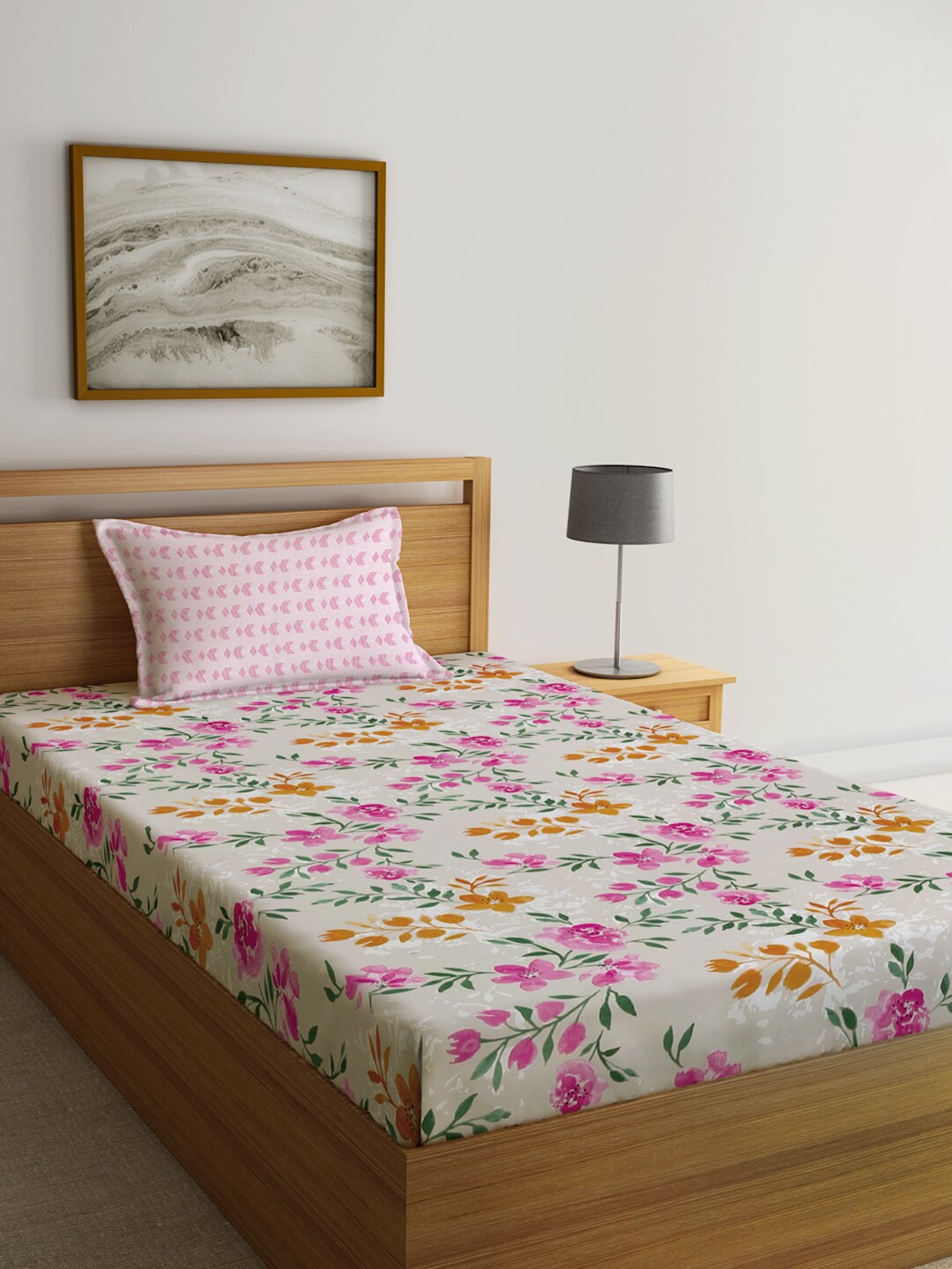 KLOTTHE Brown & Pink Floral Printed 300 TC Fitted Single Bedsheet With Pillow Cover