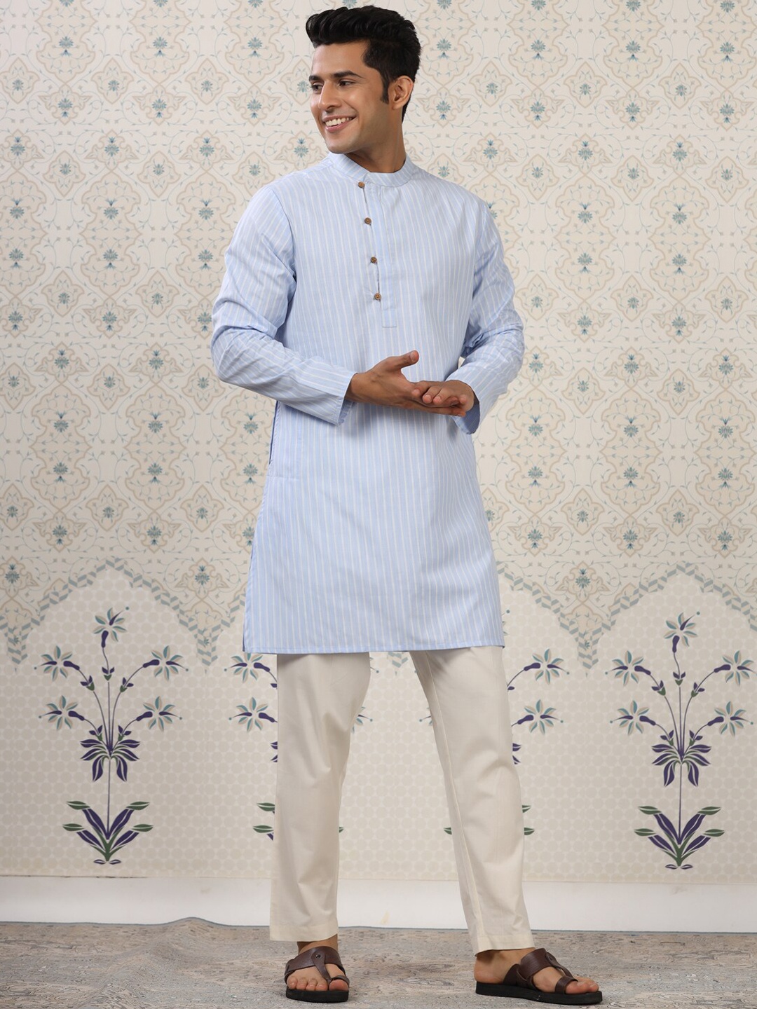 

Ode by House of Pataudi Blue & Beige Striped Kurta with Pyjamas