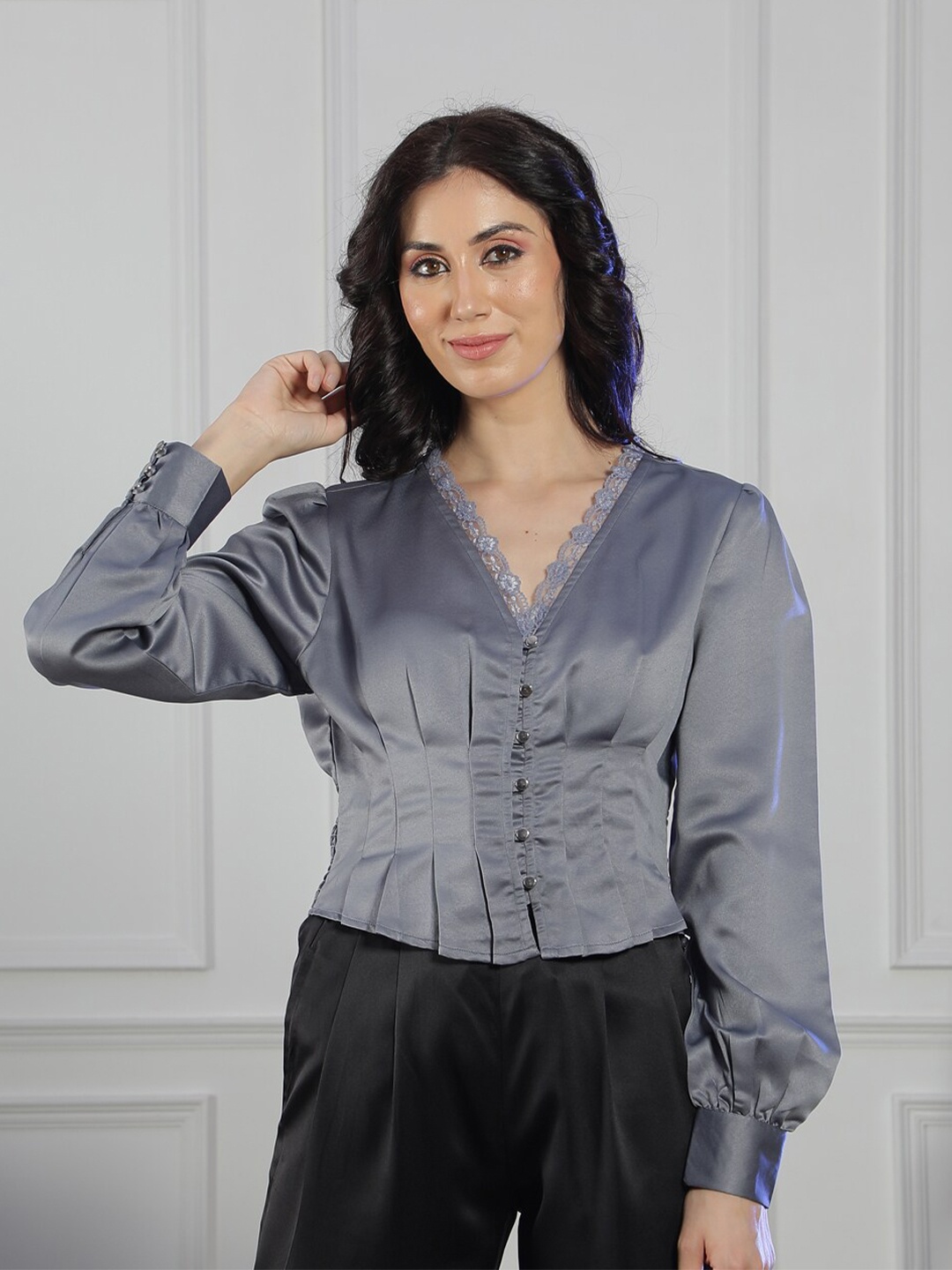 

NEUDIS Fitted Cinched Waist Top, Grey