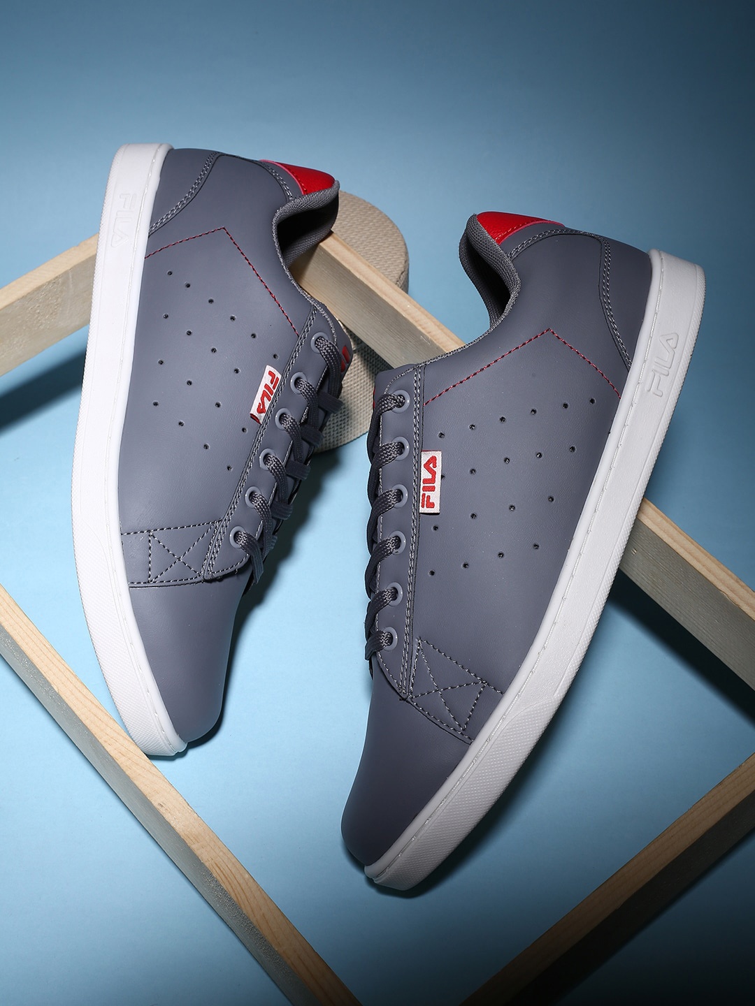 

FILA Men Perforations Memory Foam Insole Contrast Sole Sneakers, Grey