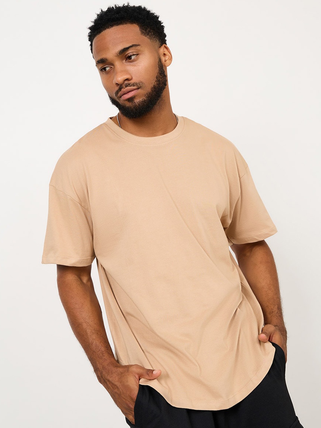 

Styli Drop Shoulder Sleeves Pure Cotton Oversized Curved Hem Detail T-shirt, Beige