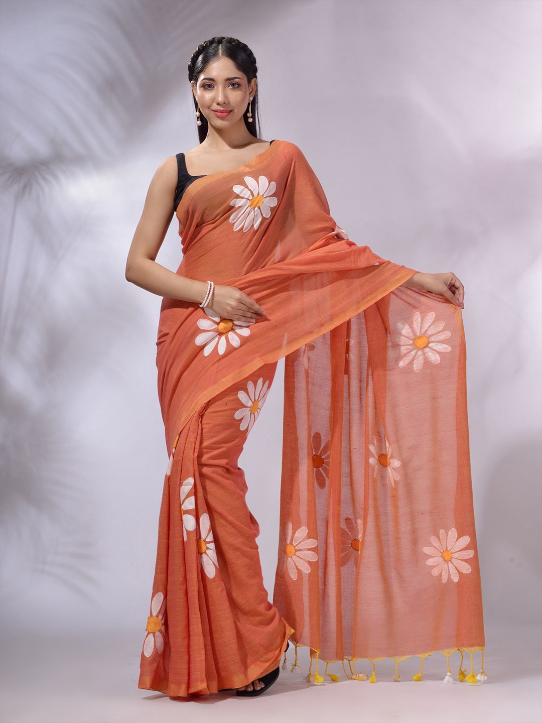 

Charukriti Floral Pure Cotton Handloom Saree, Orange