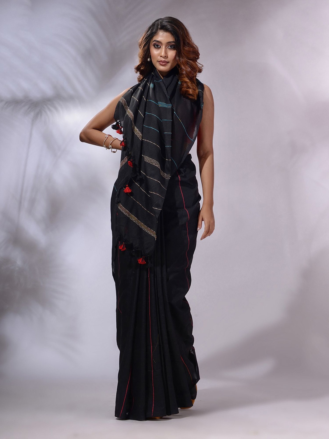 

Charukriti Striped Pure Cotton Handloom Saree, Black