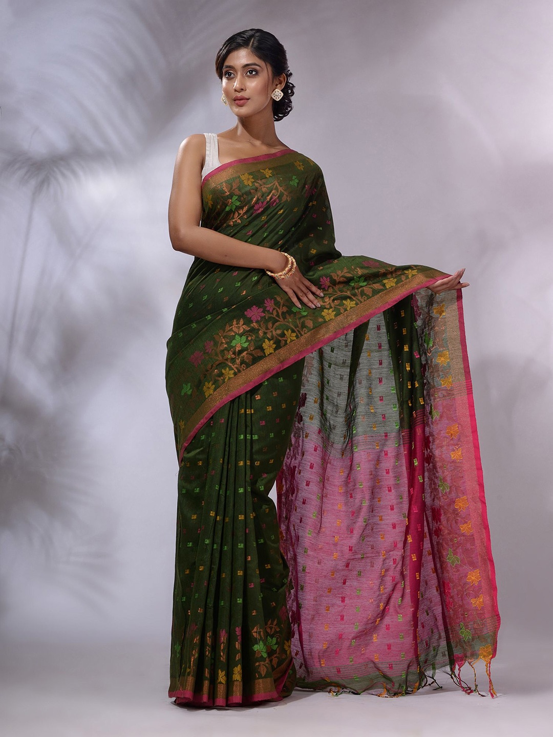 

Charukriti Ethnic Woven Design Silk Cotton Handloom Saree, Green