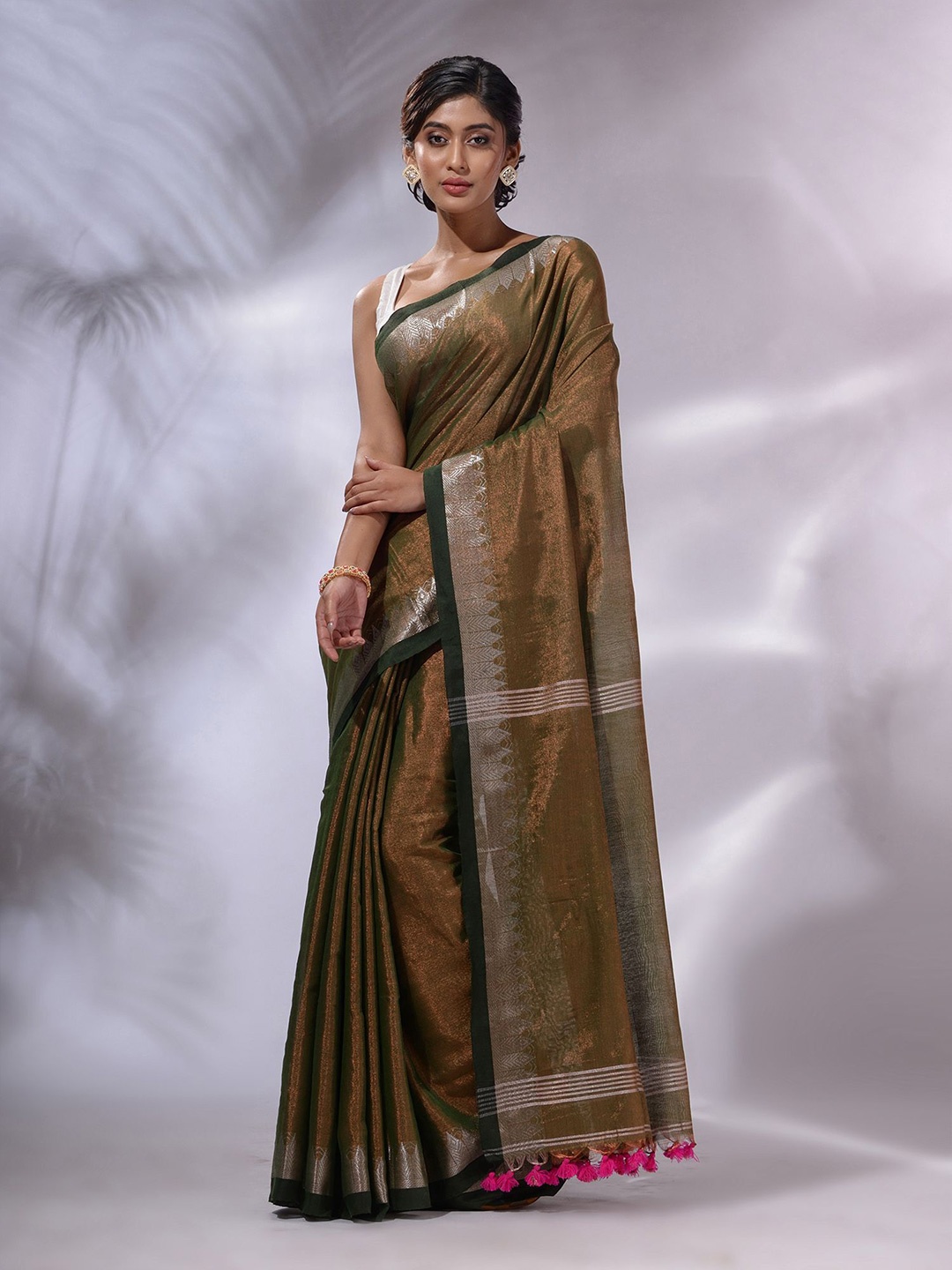 

Charukriti Zari Tissue Handloom Saree, Green