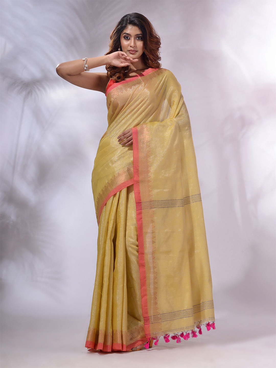 

Charukriti Zari Tissue Handloom Saree, Yellow