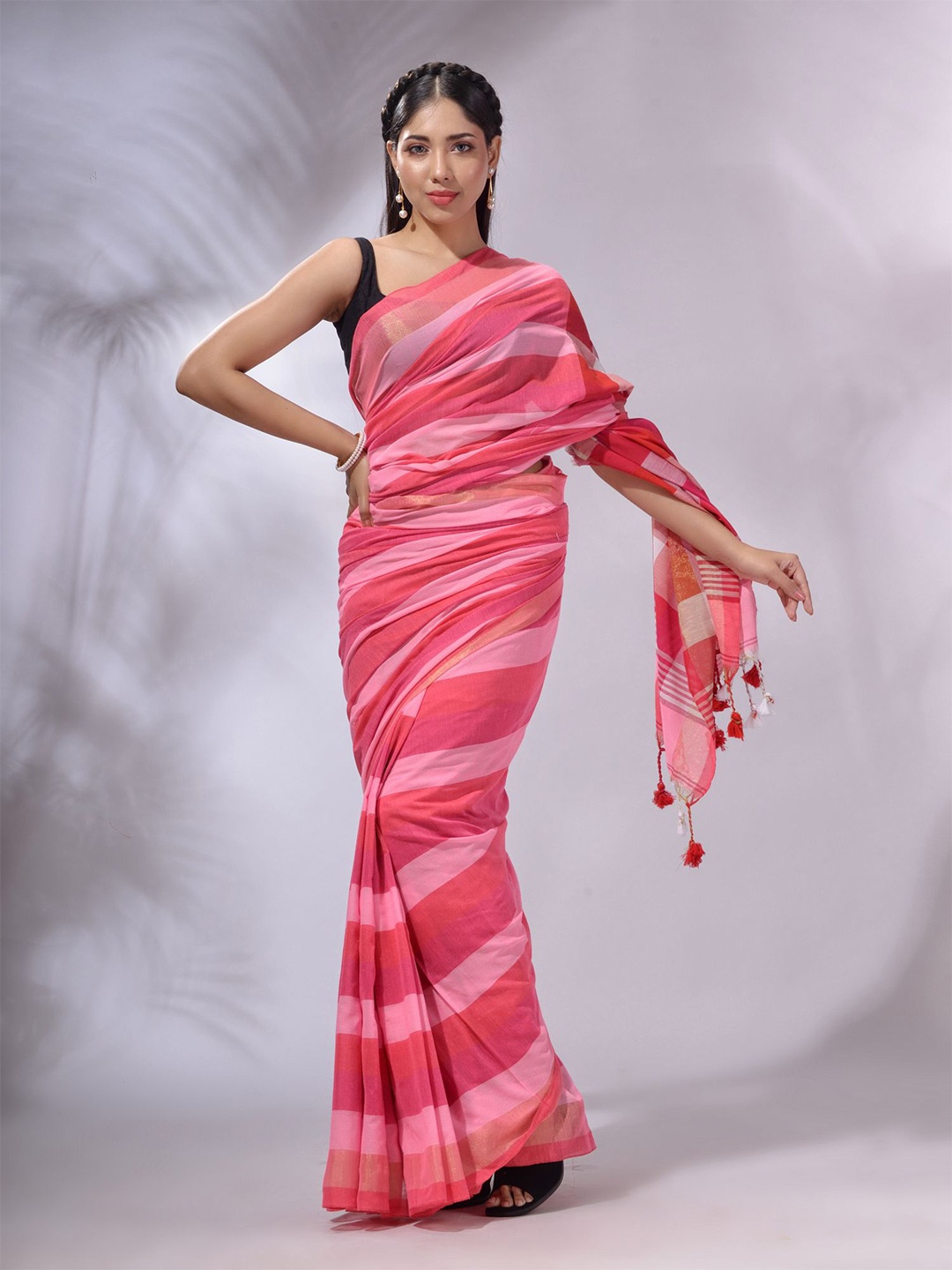 

Charukriti Striped Zari Pure Cotton Handloom Saree, Pink