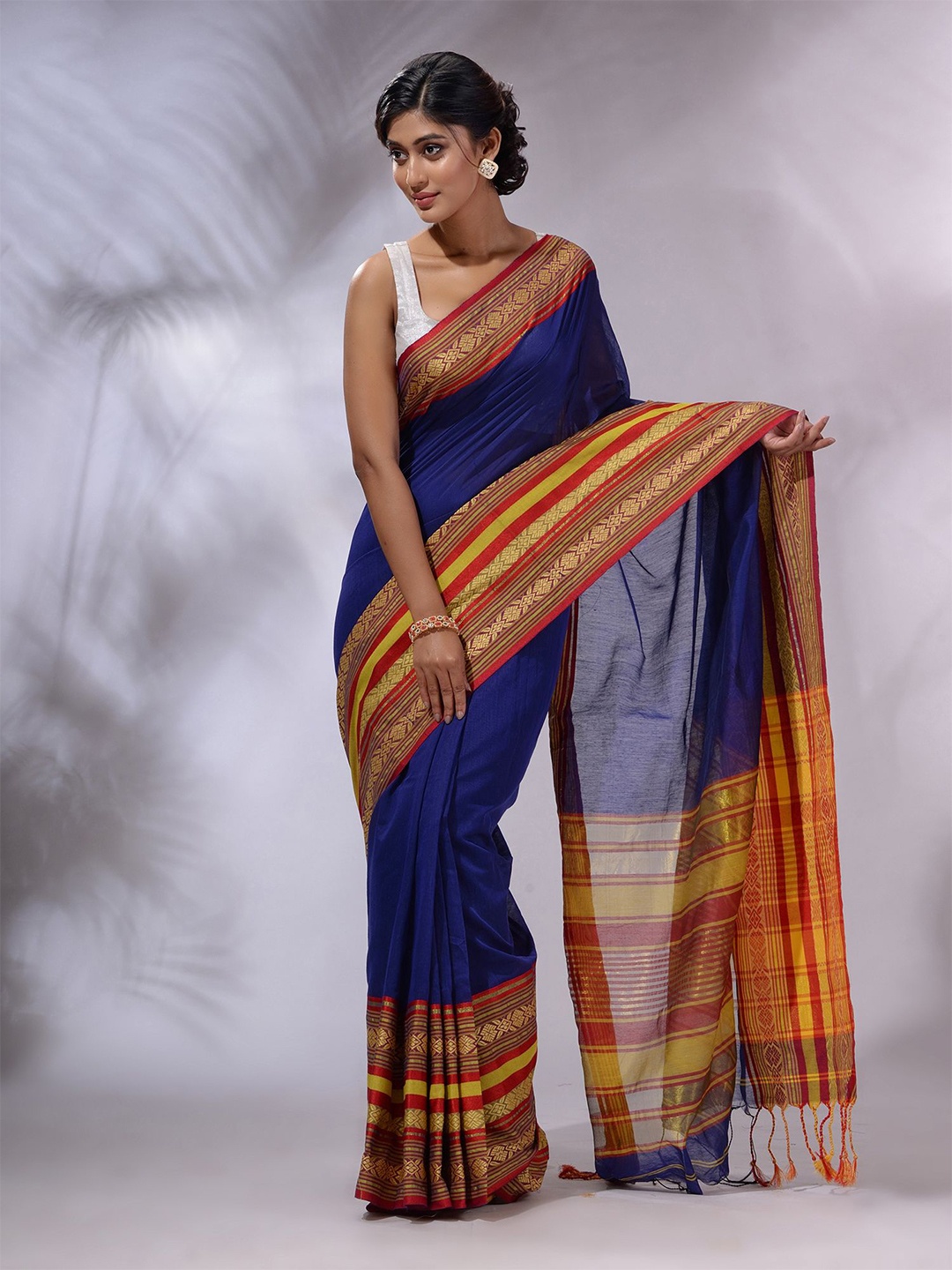 

Charukriti Woven Design Bordered Silk Cotton Saree, Blue