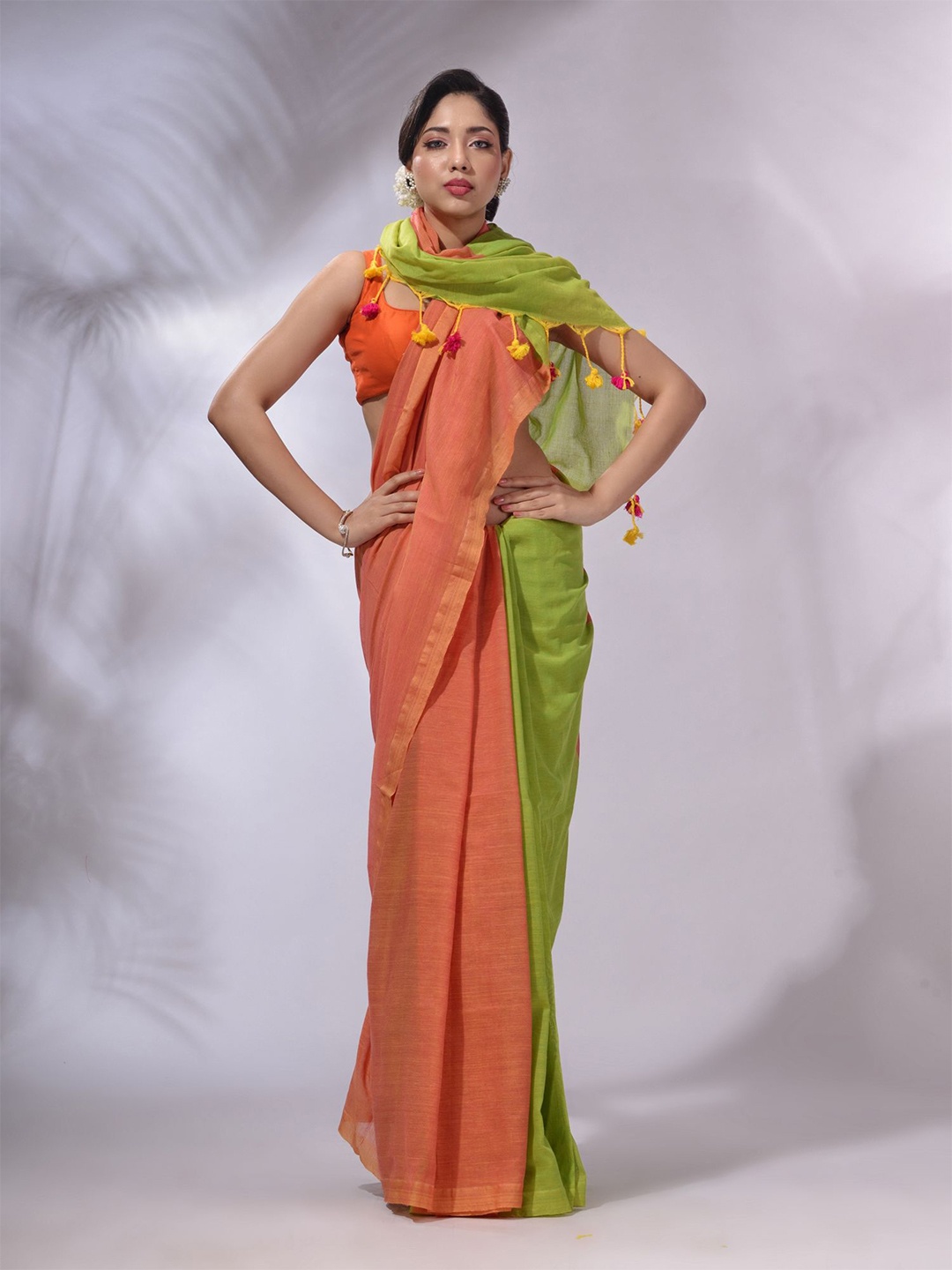 

Charukriti Colourblocked Pure Cotton Saree, Orange