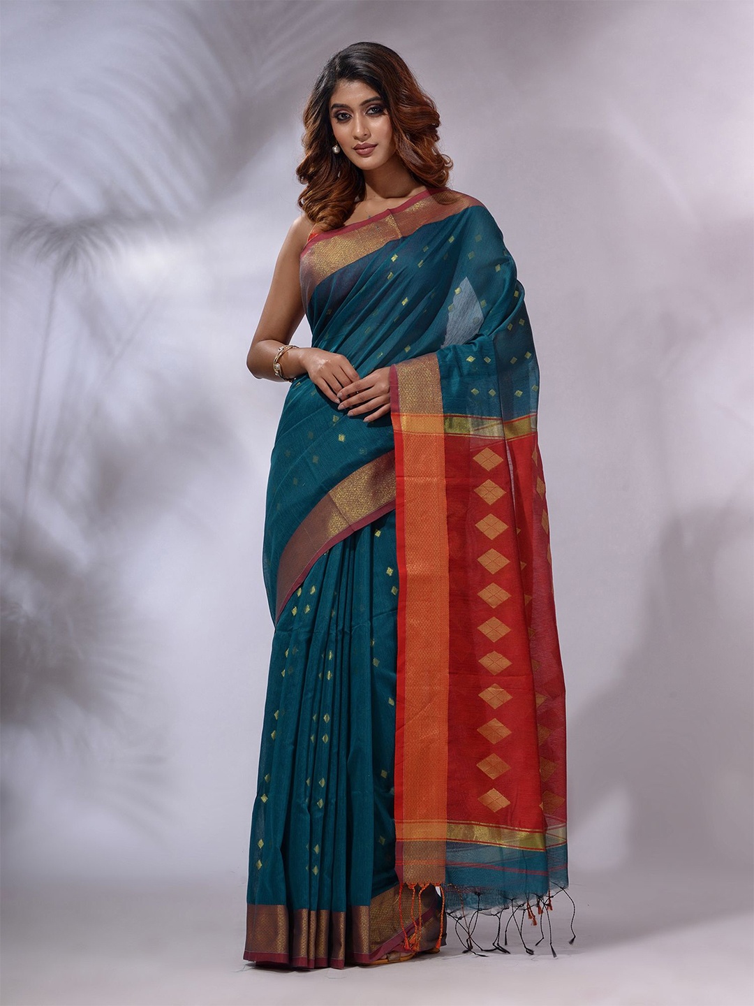 

Charukriti Geometric Motif Woven Design Zari Silk Cotton Saree, Teal