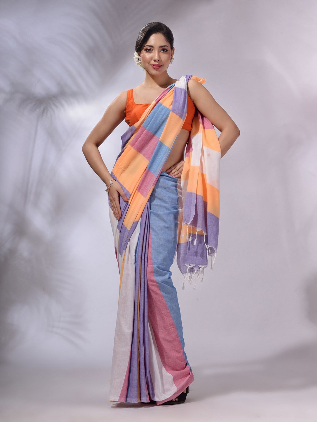 

Charukriti Colourblocked Pure Cotton Saree, Orange