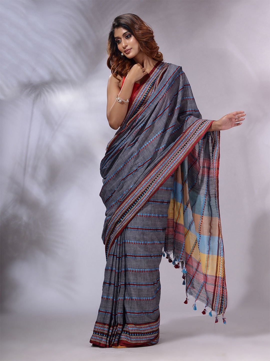 

Charukriti Striped Pure Cotton Saree, Grey