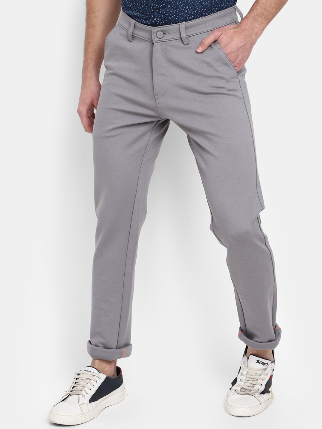 

V-Mart Men Mid-Rise Slim Fit Cotton Trousers, Grey