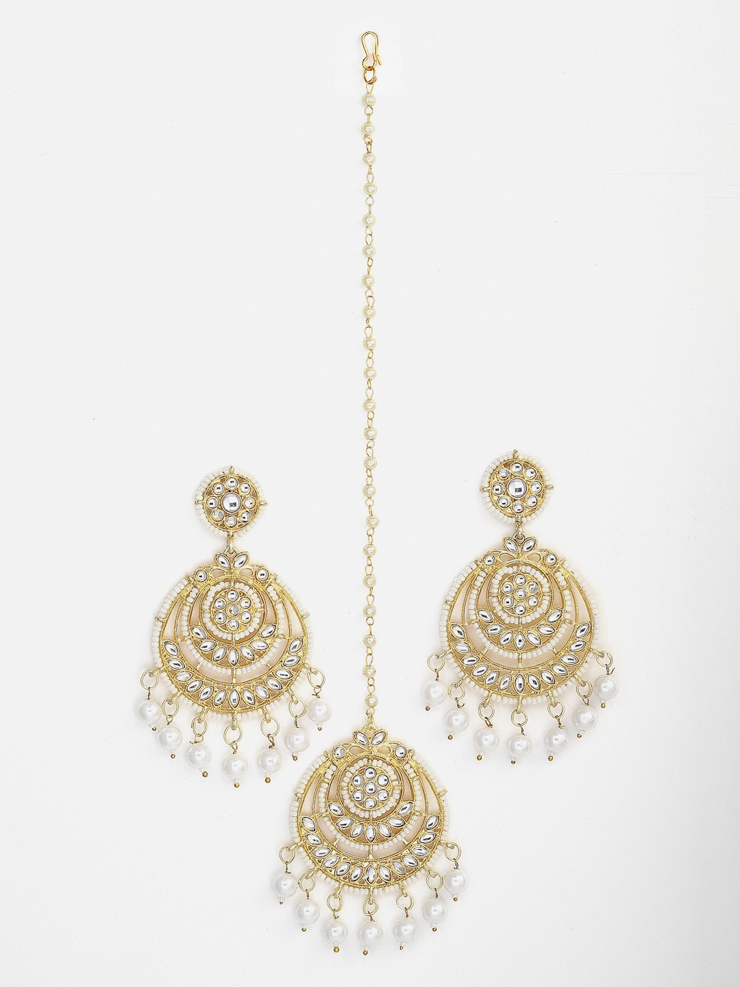 

Aazeen Gold-Plated Teardrop Shaped Drop Earrings And Maangtikka Set