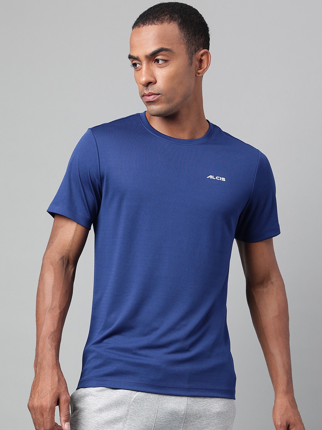 

Alcis Round Neck Dry Tech Slim Fit T-Shirt, Navy blue