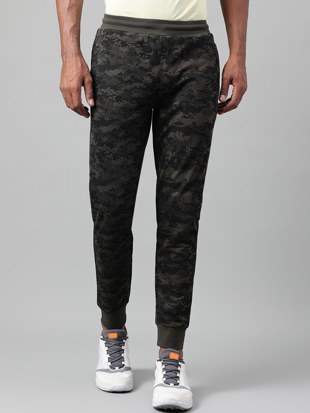 

Alcis Men Camouflage Printed Soft Touch Slim-Fit Sports Joggers, Olive