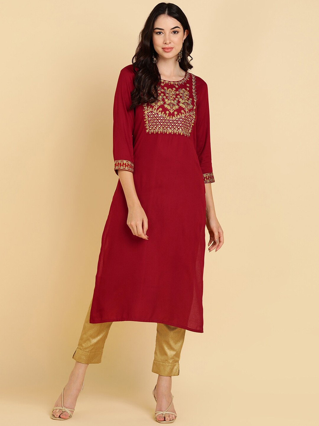 

MissKurti Floral Yoke Design Thread Work Kurta, Maroon