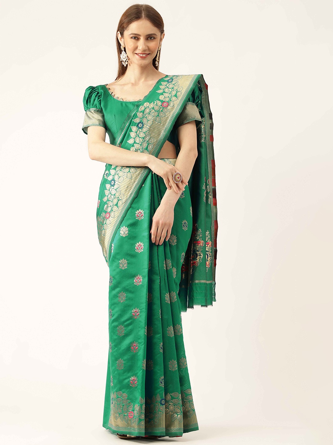 

HERE&NOW Green & Gold-Toned Ethnic Woven Design Zari Kanjeevaram Saree