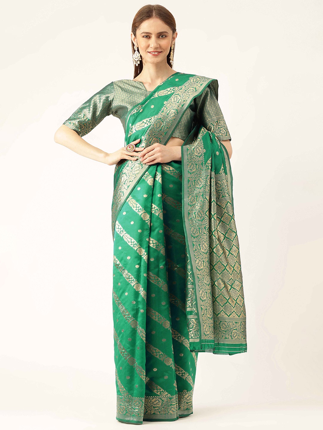 

HERE&NOW Green & Gold-Toned Ethnic Woven Design Zari Banarasi Saree