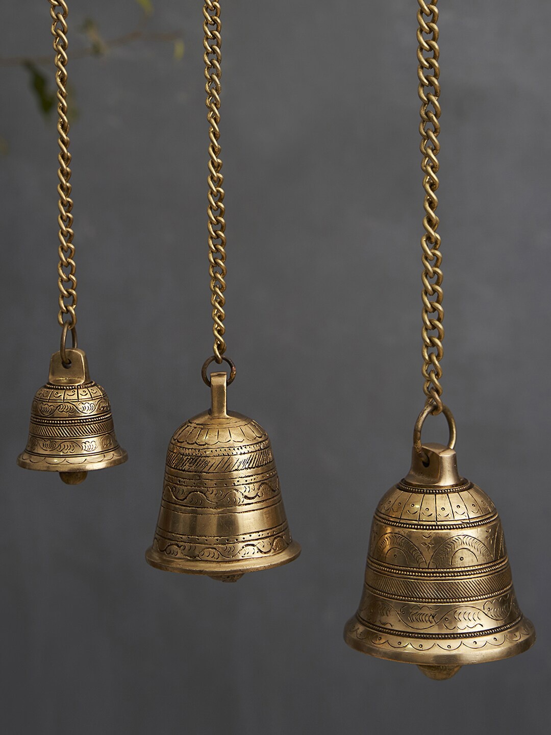 

DecorTwist Golden Brass Antique Hanging Bell, Gold