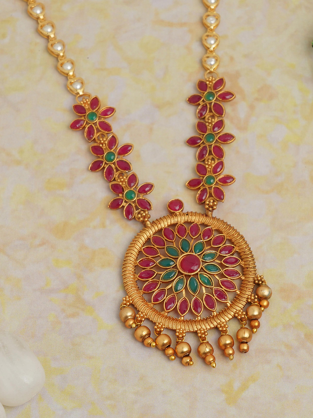 

LAFORWORD Gold-Plated Brass Stone-Studded Necklace