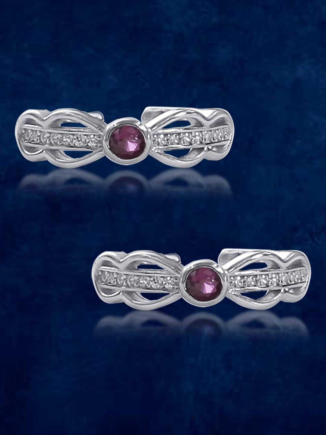 

Taraash 92.5 Sterling Silver CZ-Studded Toe Rings