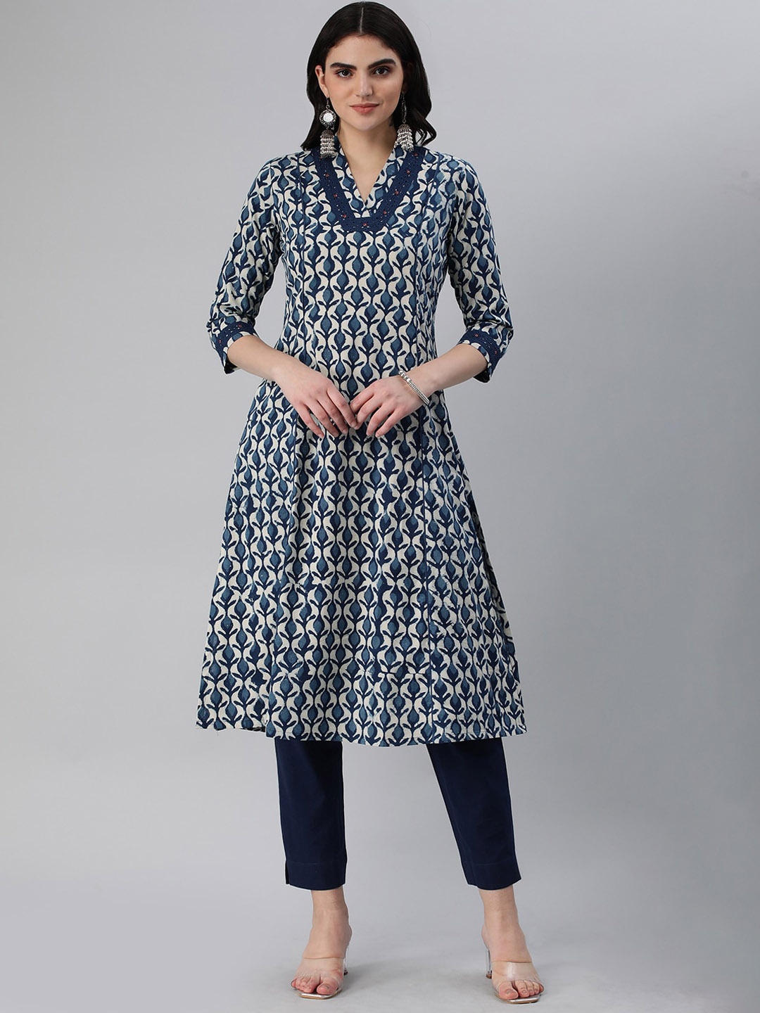 

KAMI KUBI Women Geometric Printed V-Neck Cotton A-line Kurta, Blue