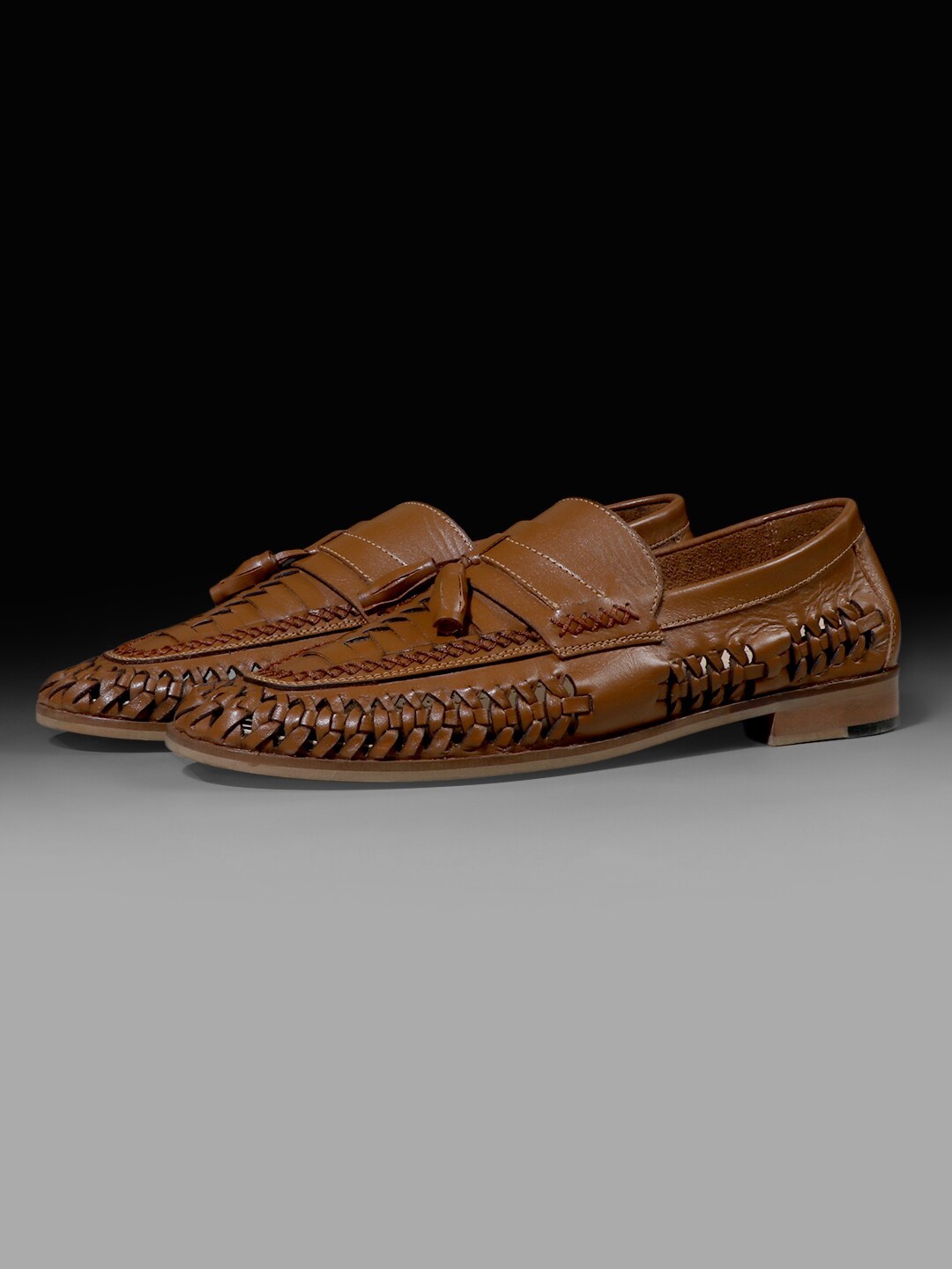 

GRIFFIN Men MARIO MORATO Textured Comfort Insole Latex Lined Leather Tassel Loafers, Tan