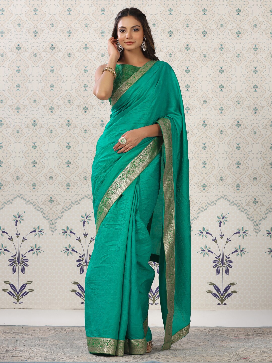 

Ode by House of Pataudi Sea Green & Gold-Toned Zari Banarasi Saree
