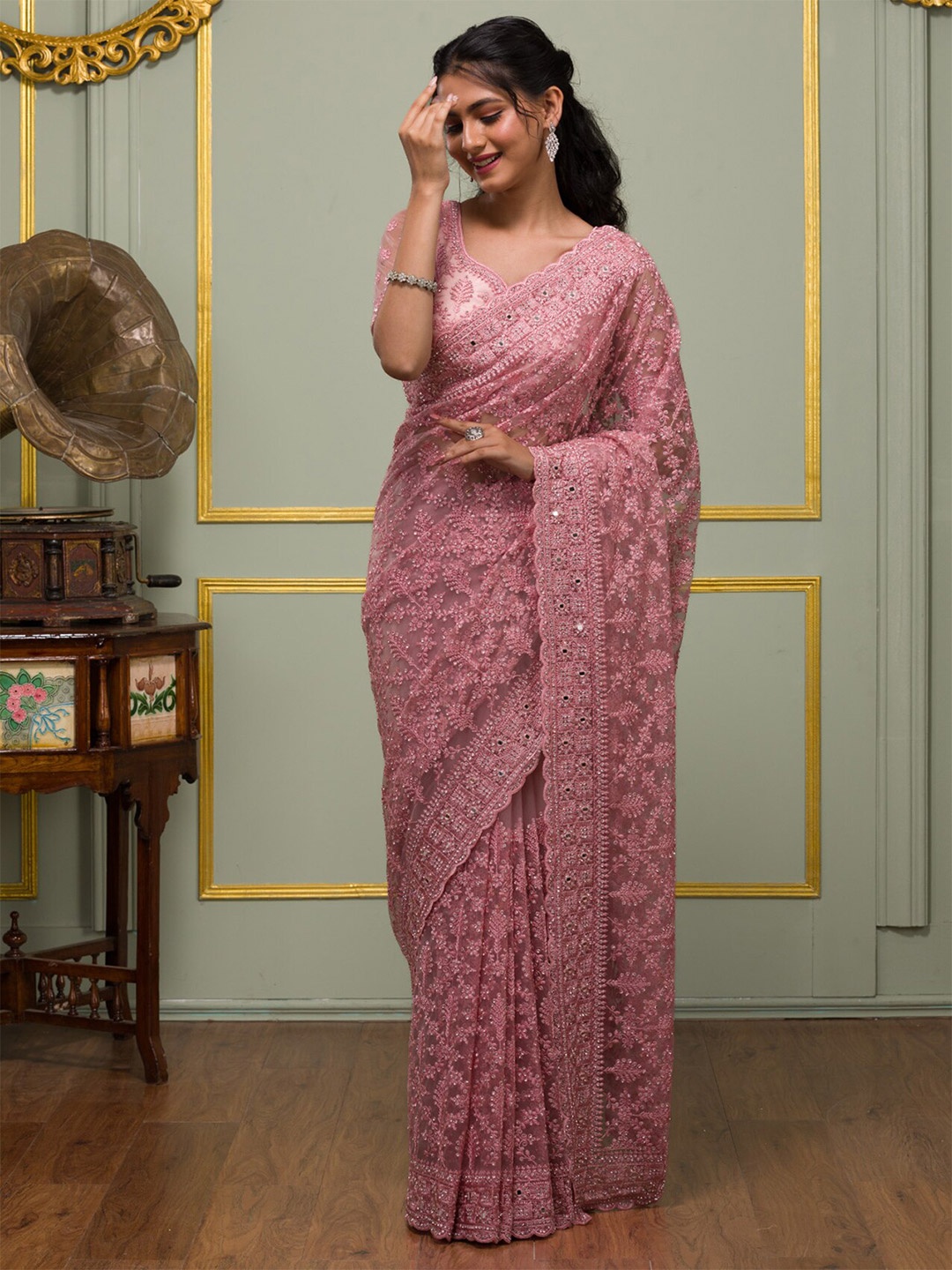 

Koskii Floral Embroidered Mirror Work Net Saree, Pink