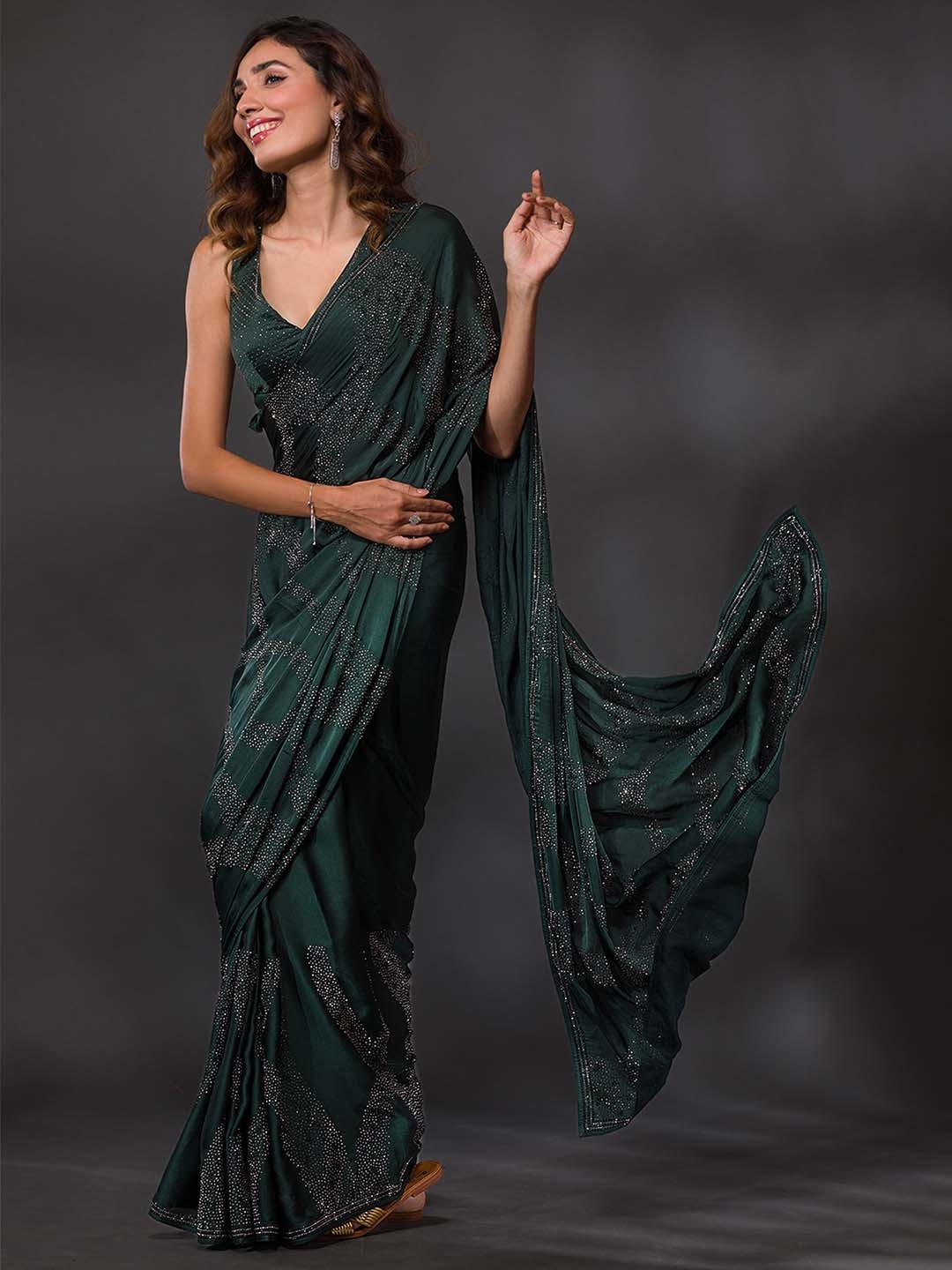 

Koskii Embellished Stones Work Poly Crepe Saree With Blouse Piece, Green