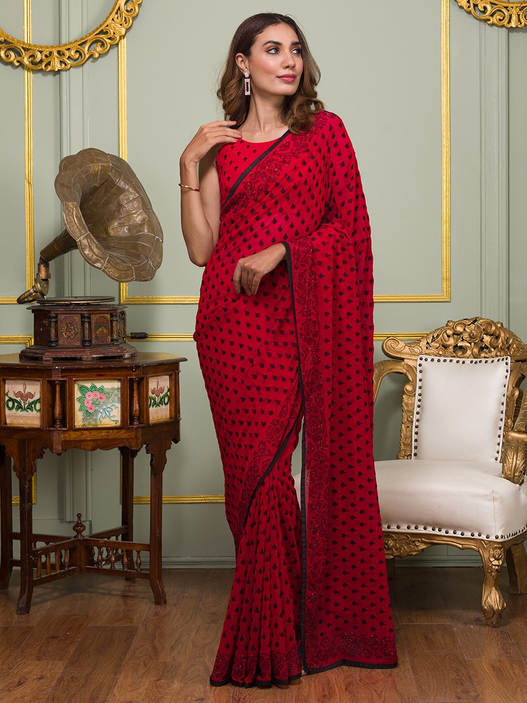 

Koskii Floral Stones Work Poly Georgette Saree With Blouse Piece, Red