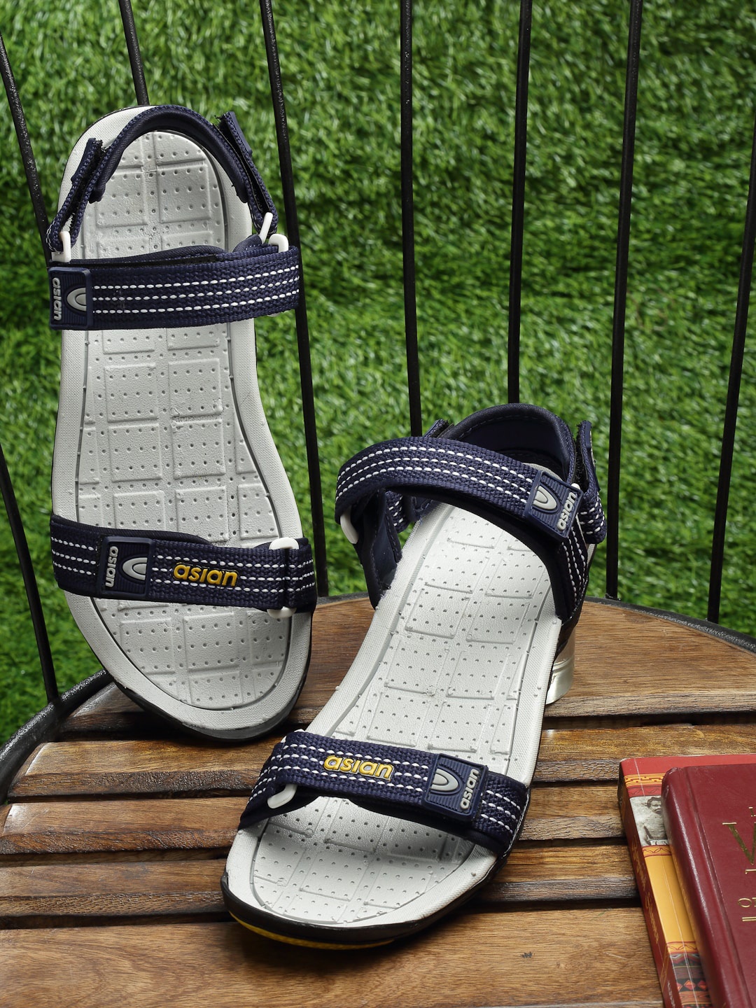

ASIAN Men Vintage-21 Textured Sports Sandals, Navy blue