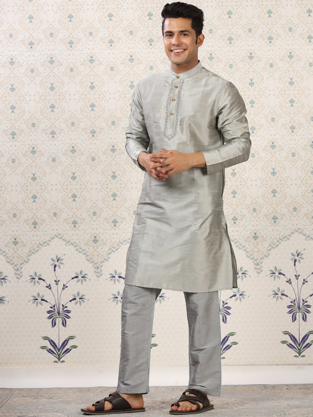 

Ode by House of Pataudi Grey Band Collar Straight Kurta