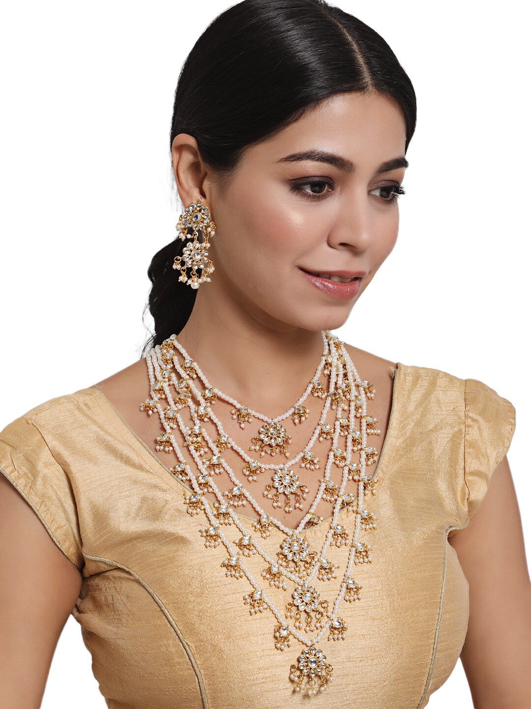 

Anouk Gold-Plated Kundan-Studded & Pearl Beaded Jewellery Set