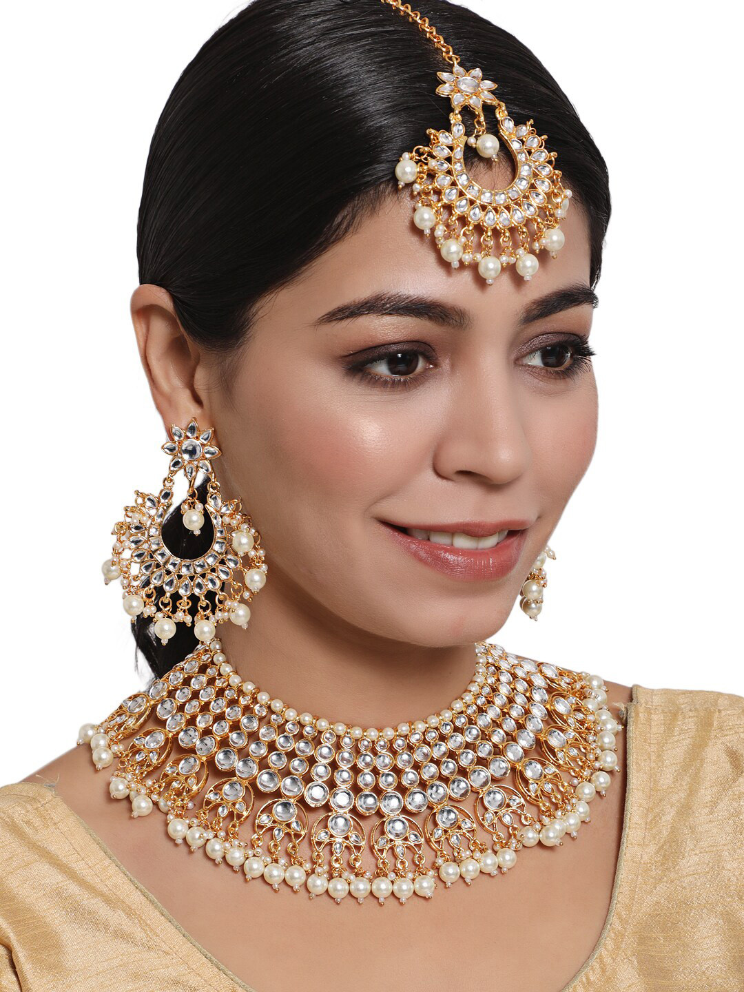 

Anouk Gold-Plated Stone-Studded & Beaded Jewellery Set