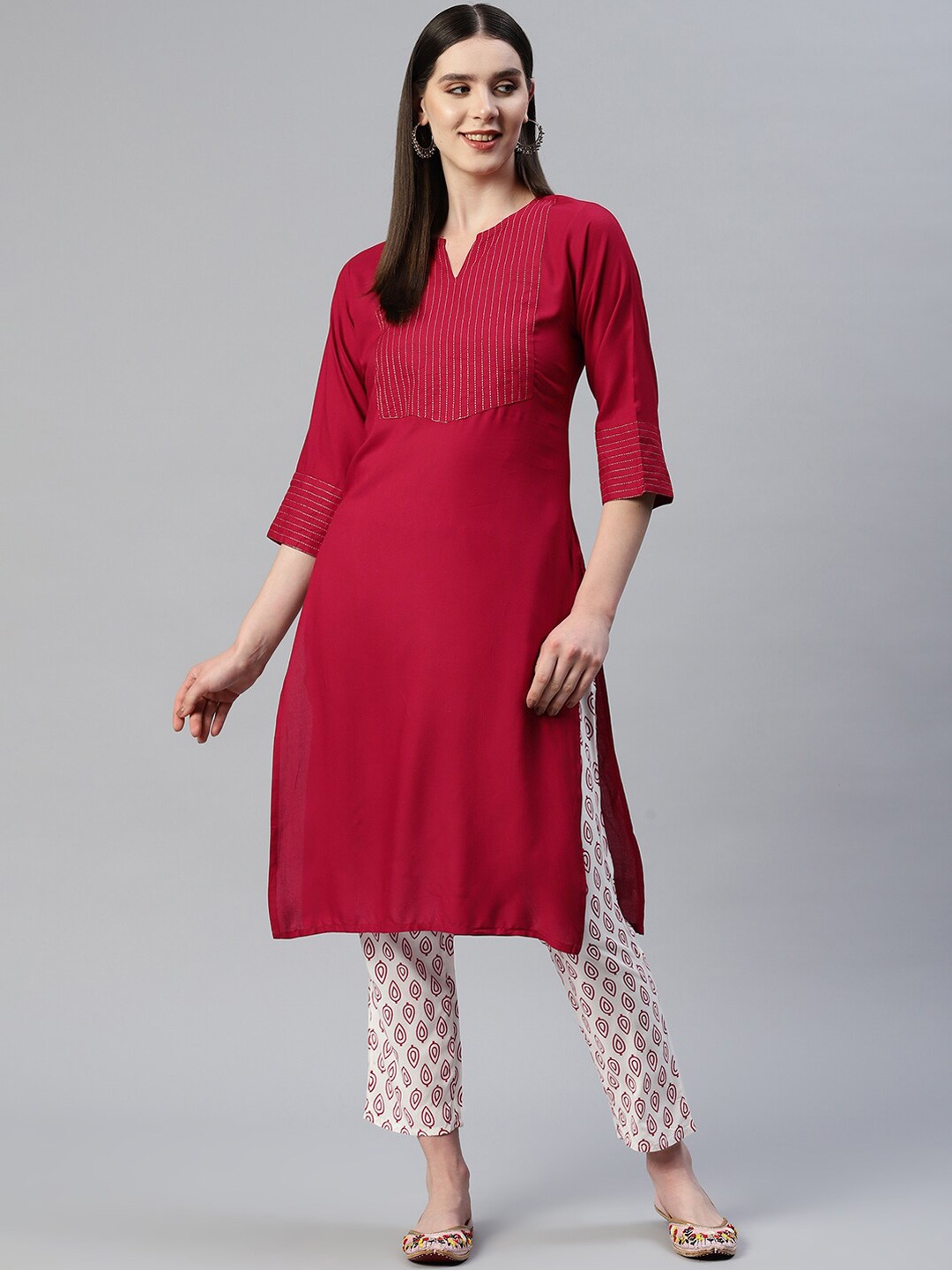 

OMASK Notched Neck Thread Work Straight Kurta with Trousers, Red