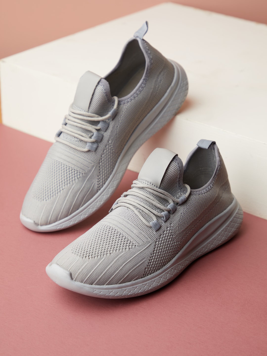 

HIGHLANDER Men Grey Woven Design Comfort Insole Mesh Basics Sneakers