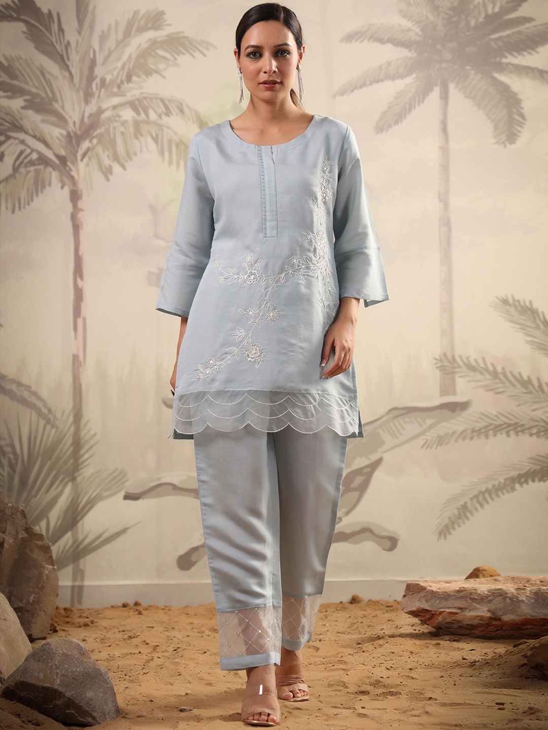 

SCAKHI Embroidered Chanderi Silk Tunic With Trouser, Blue